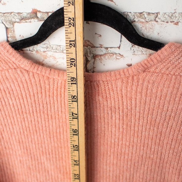 H&M Women’s Small Pink Ribbed Knit Scoop Neck Sweater - Picture 6 of 6